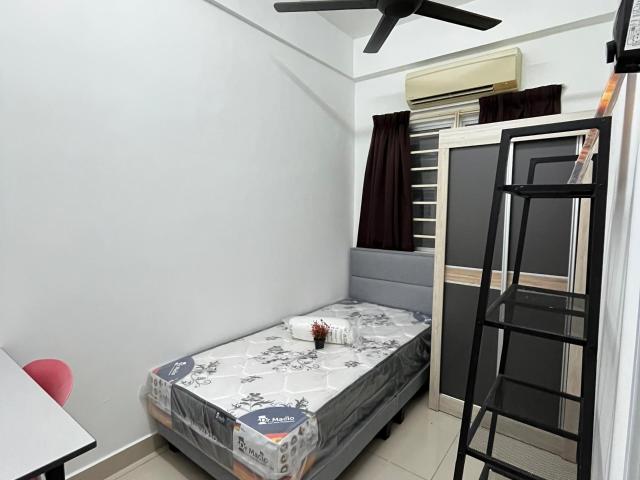 Room for rent in Petaling, Damansara Damai
