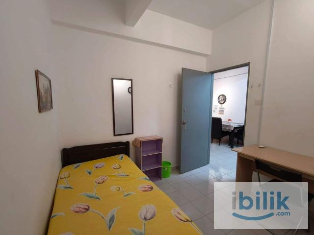 Room for rent in Sri Gading, Batu Pahat