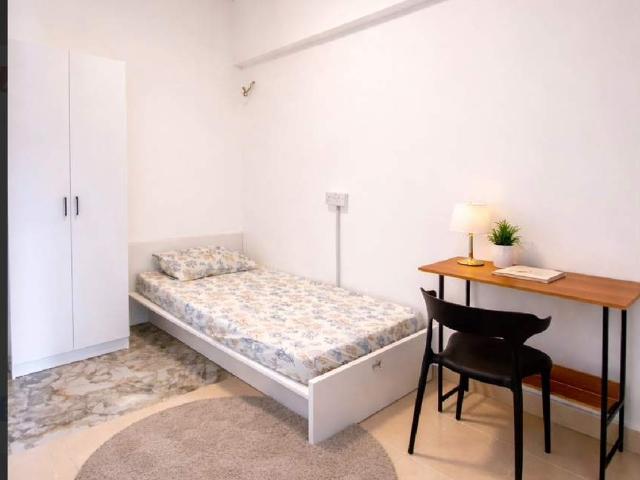 Room for rent in Wellesley, Penang