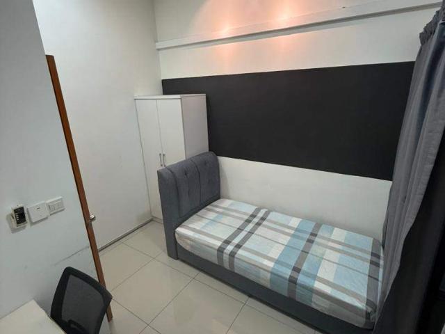 Room for rent in Petaling, Alam Impian