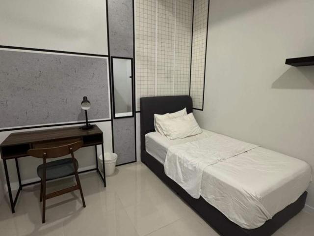 Room for rent in SS 7, Petaling Jaya