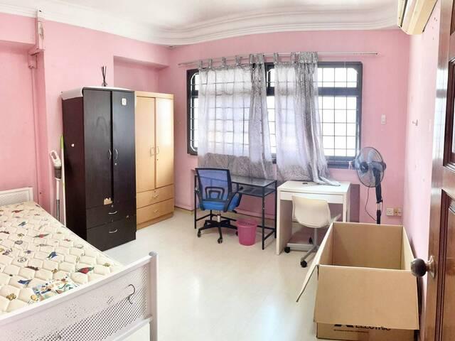 Room for rent