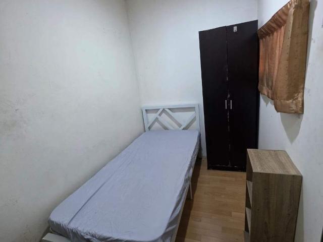 Room for rent in Petaling, Alam Impian