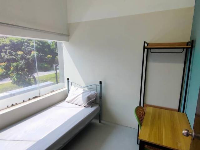 Room for rent in Petaling, Alam Impian