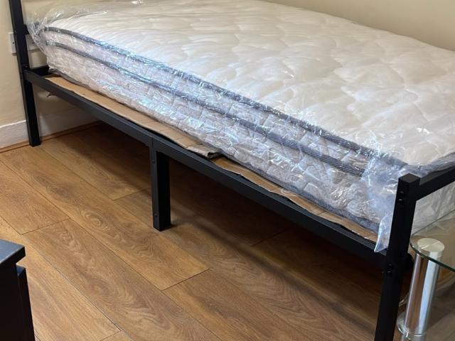 Room for rent in Loxford, Greater London