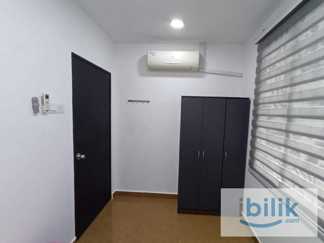 Room for rent in Petaling, Alam Impian