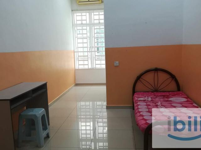 Room for rent in Muar, Johor