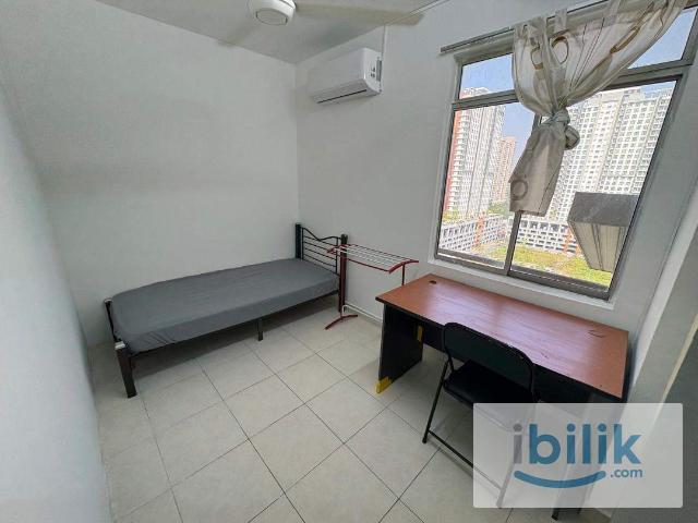 Room for rent in Tanjong Sepat, Selangor