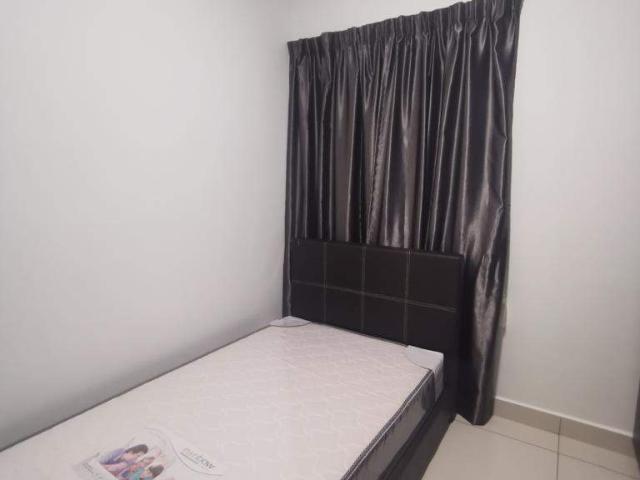 Room for rent in Taman Pagar Ruyong, Kuala Lumpur