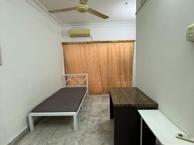 Room for rent in Petaling, Subang Jaya