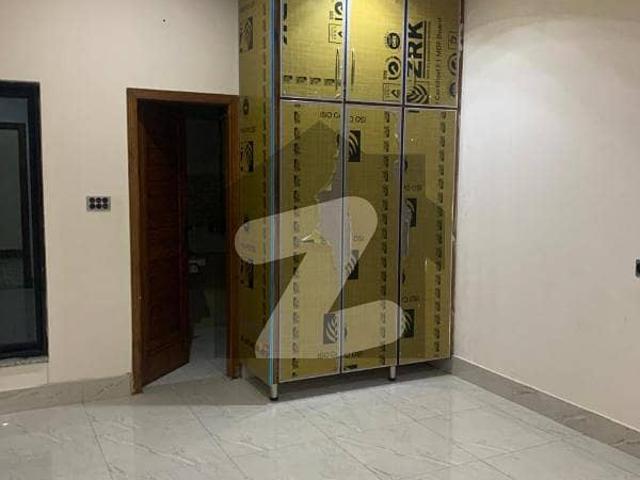 Room for rent in Faisalabad, Islamabad Capital Territory