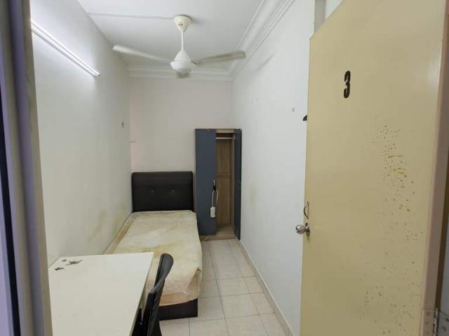Room for rent in Petaling, Damansara Damai