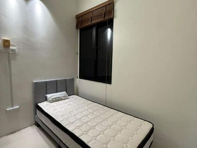 Room for rent in Kampung Perlis, George Town