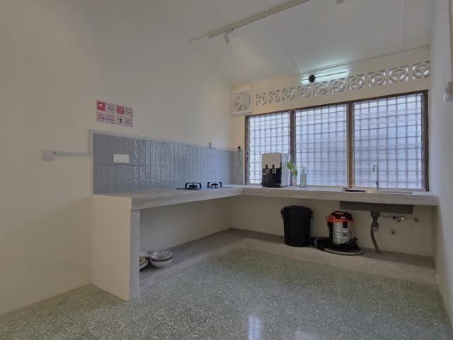 Room for rent in Petaling, Damansara Damai