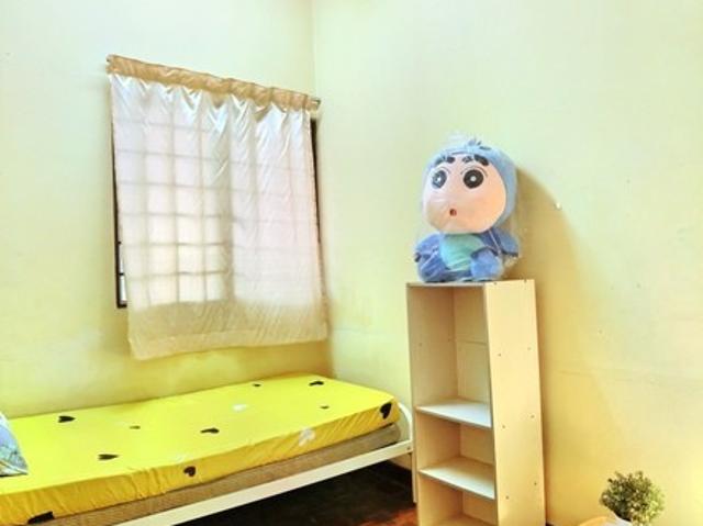 Room for rent in Petaling, Damansara Damai