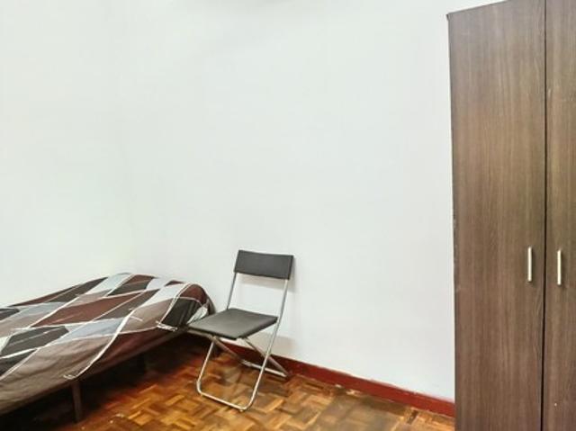 Room for rent in Petaling, Damansara Damai