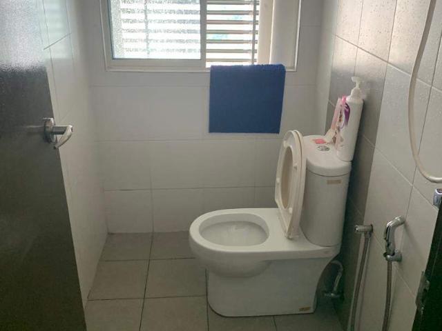 Room for rent in Petaling, Alam Impian