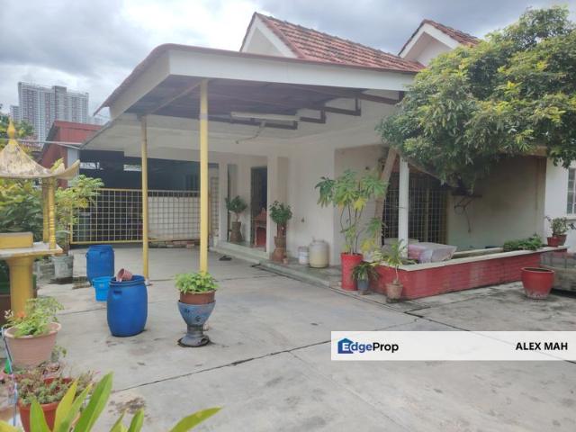 House for sale in Country Heights Damansara, Kuala Lumpur