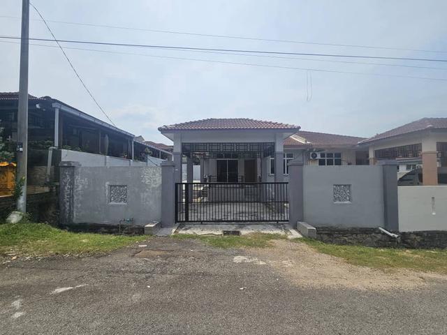 Terraced House for sale in Durian Tunggal, Malaka