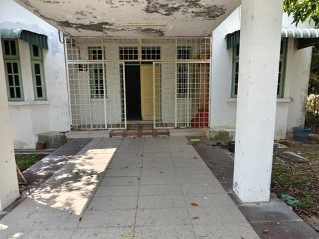 Bungalow for sale in Wellesley, Penang