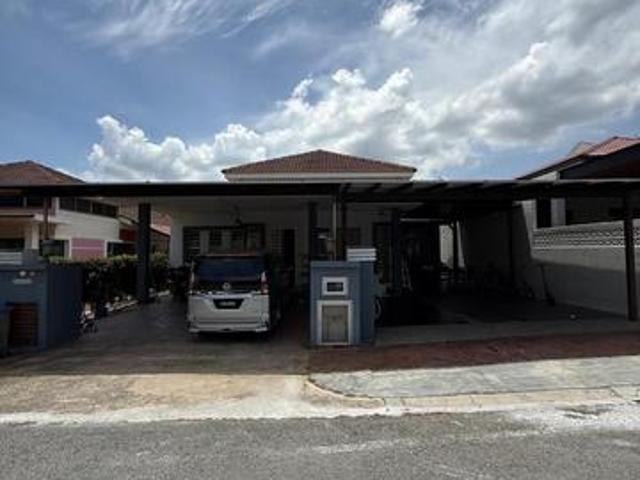 Bungalow for sale in Sendayan Village, Negeri Sembilan