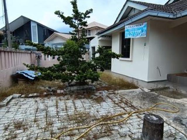 Bungalow for sale in Kajang, Langat