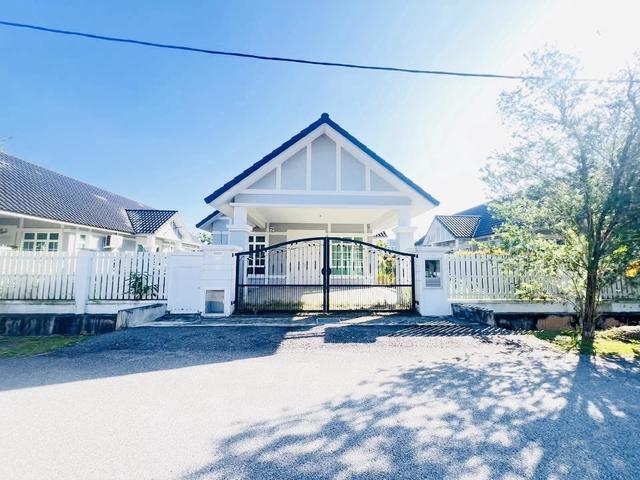 Bungalow for sale in Malaka