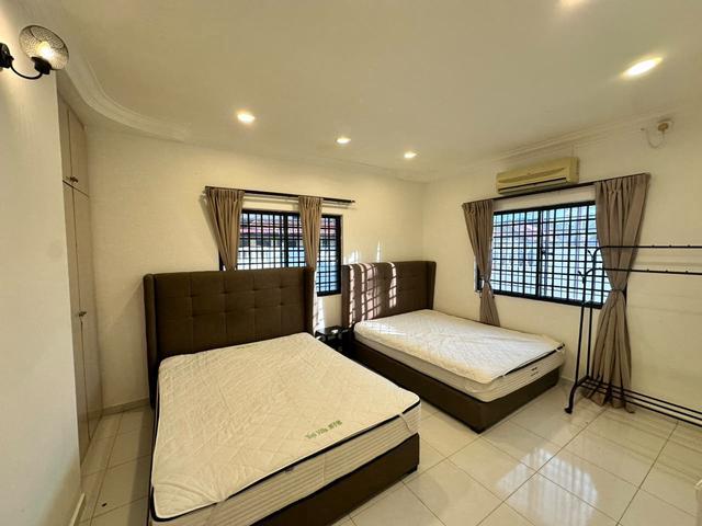 Bungalow for rent in Malaka