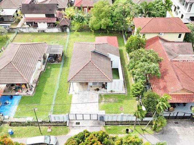Bungalow for sale in Shah Alam, Petaling