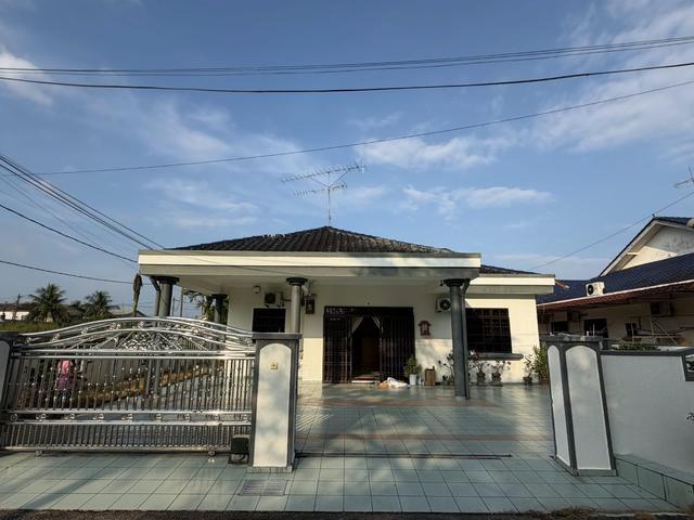 Bungalow for rent in Kluang