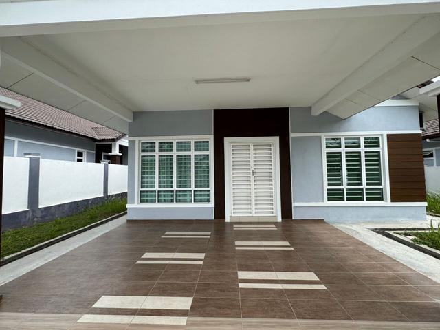 Bungalow for rent in Sendayan Village, Negeri Sembilan