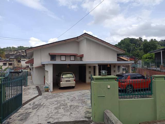 Bungalow for sale in Sendayan Village, Negeri Sembilan