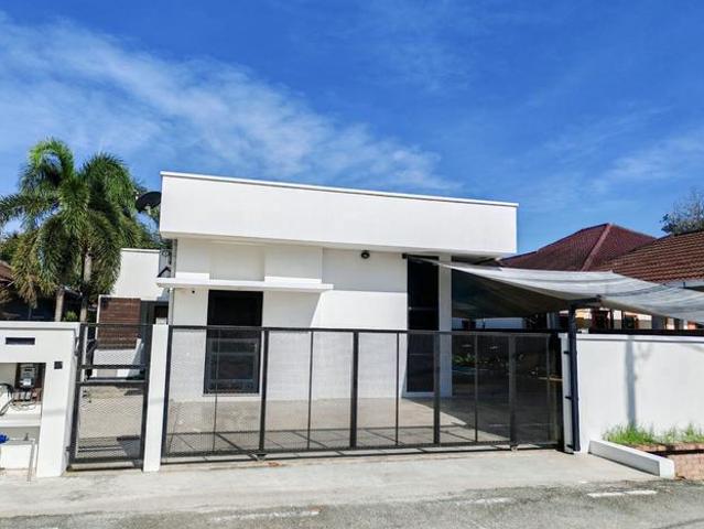 Bungalow for sale in Petaling, Alam Impian