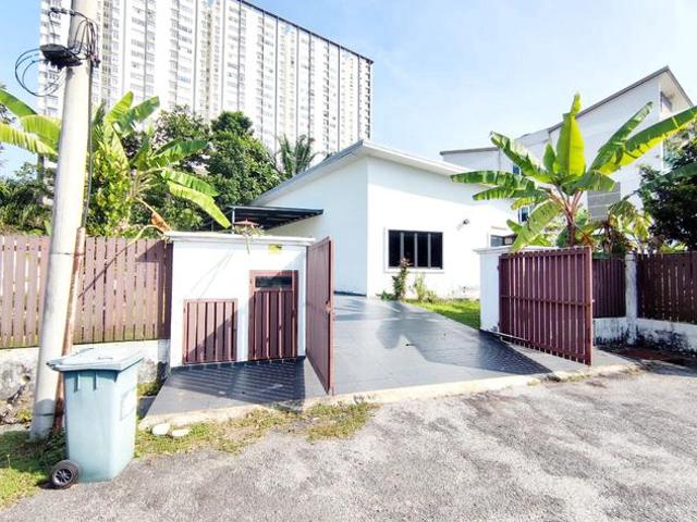 Bungalow for sale in Kajang, Langat