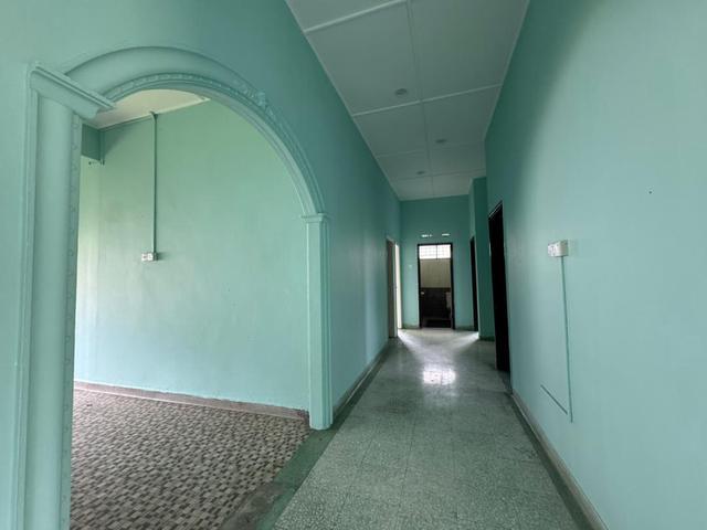 Bungalow for rent in Malaka