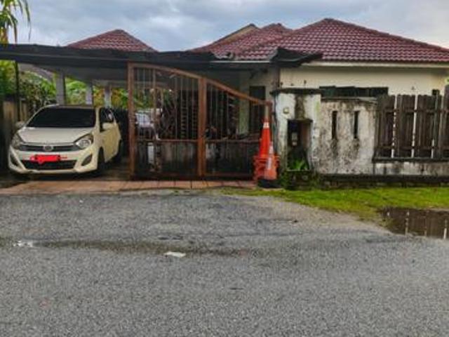 Bungalow for sale in Petaling, Alam Impian