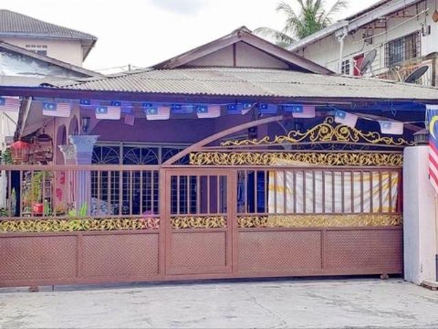 Bungalow for sale in Selayang, Selangor