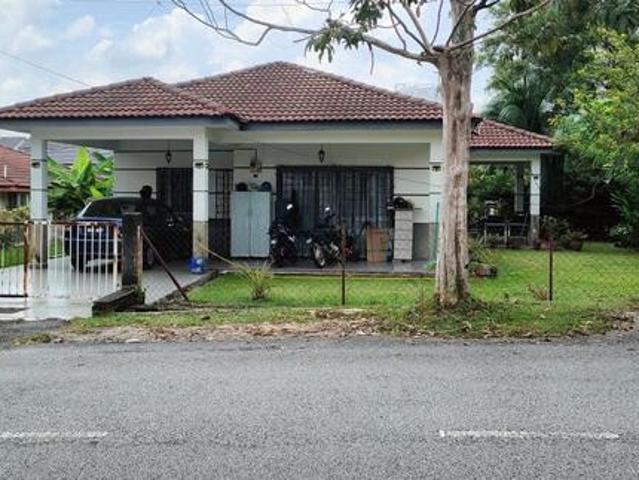 Bungalow for sale in Petaling, Subang Jaya