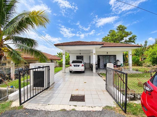 Bungalow for sale in Petaling, Subang Jaya