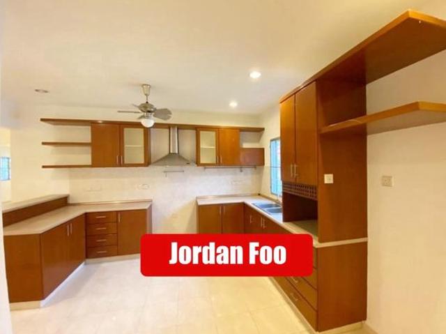Bungalow for rent in Georgetown, Penang