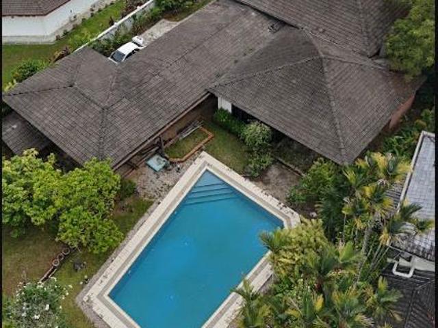 Bungalow for rent in Kuching, Sarawak