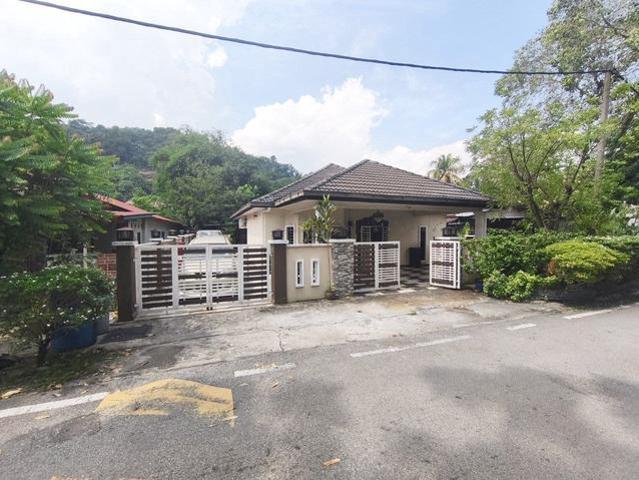 Bungalow for sale in Petaling, Alam Impian