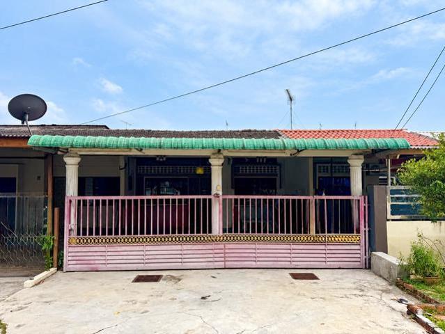 Terraced House for sale in Batu Pahat