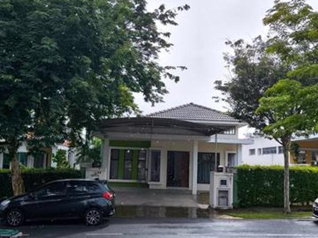 Bungalow for sale in Sendayan Village, Negeri Sembilan