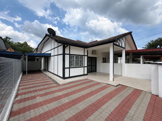 House for sale in Banting, Selangor