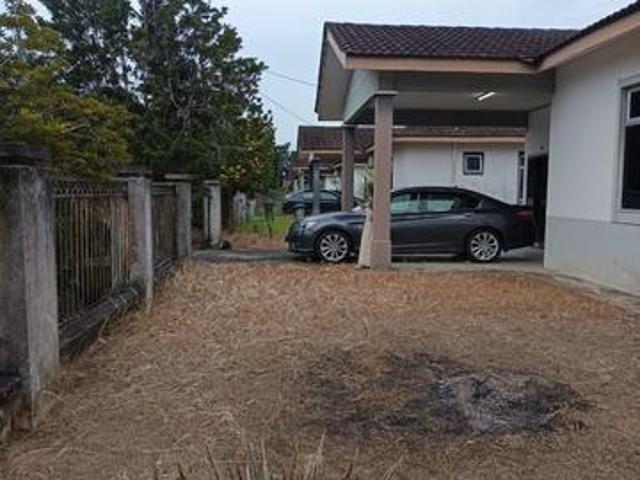 Bungalow for sale in Kluang, Johor