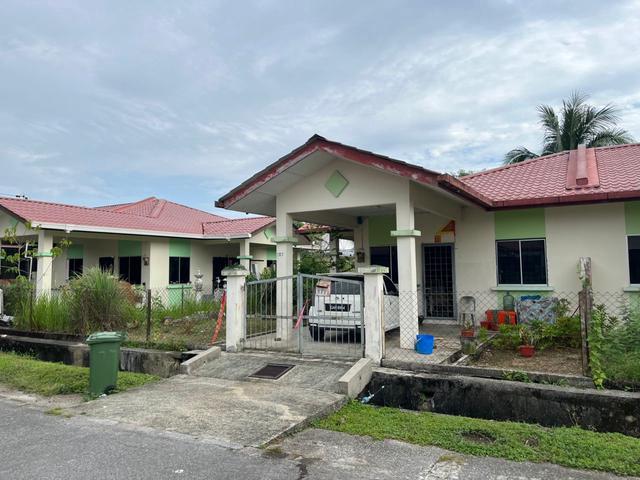 Terraced House for sale in Kuching