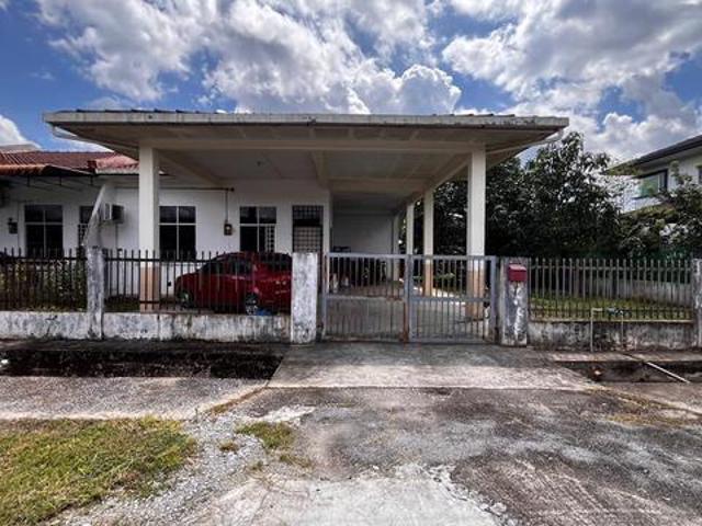Terraced House for sale in Sibu Laut, Sarawak