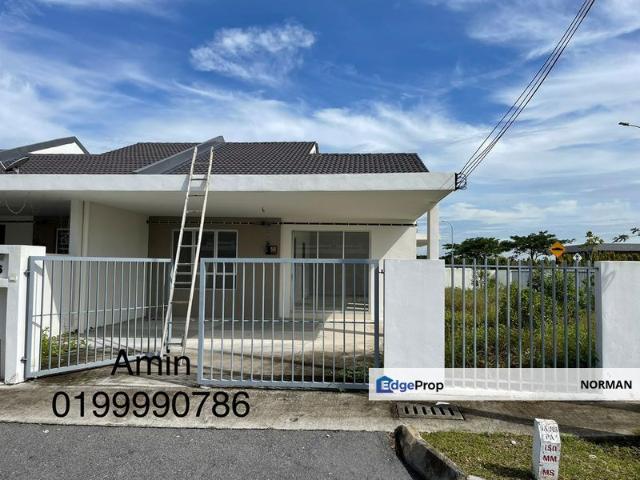 House for sale in Sendayan Village, Negeri Sembilan