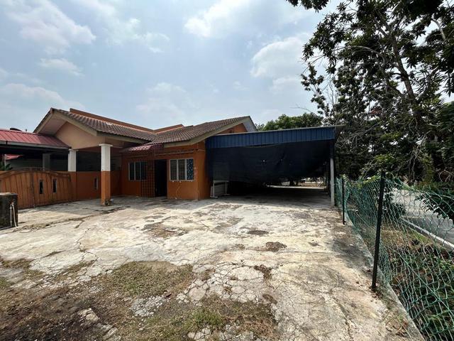 Terraced House for sale in Sungai Buloh, Shah Alam